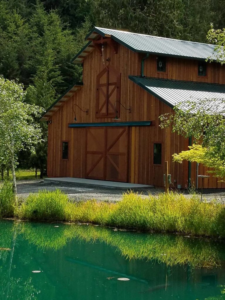 Custom Cedar Barn Cascade Pole Buildings in Oregon & Washington